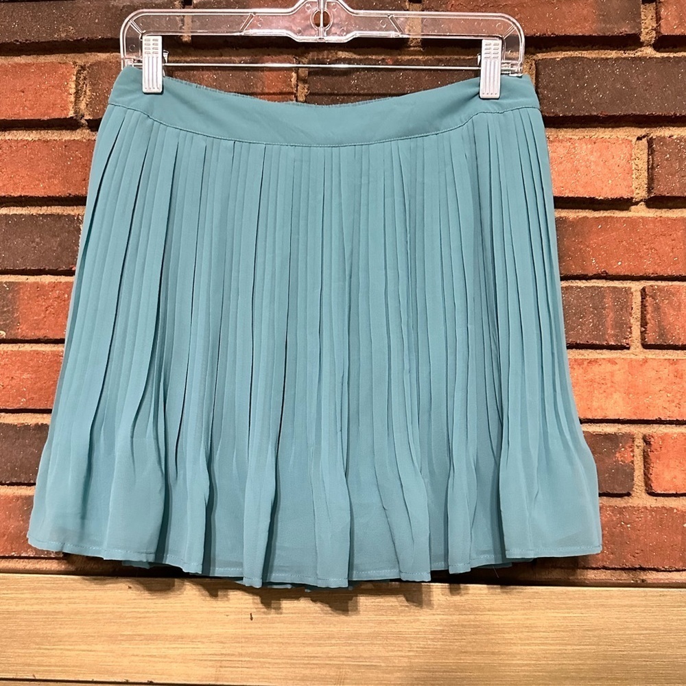 🛍️ Candles cute mini skirt